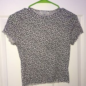 Black and white floral print top